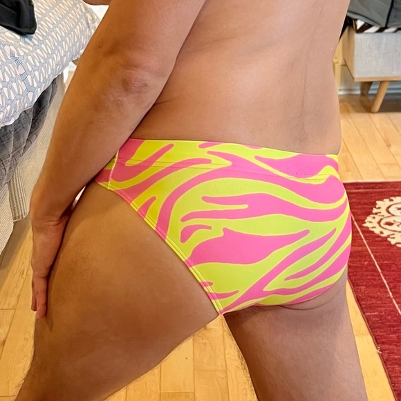 Modus Vivendi Swim Trunks - Picture 2 of 4